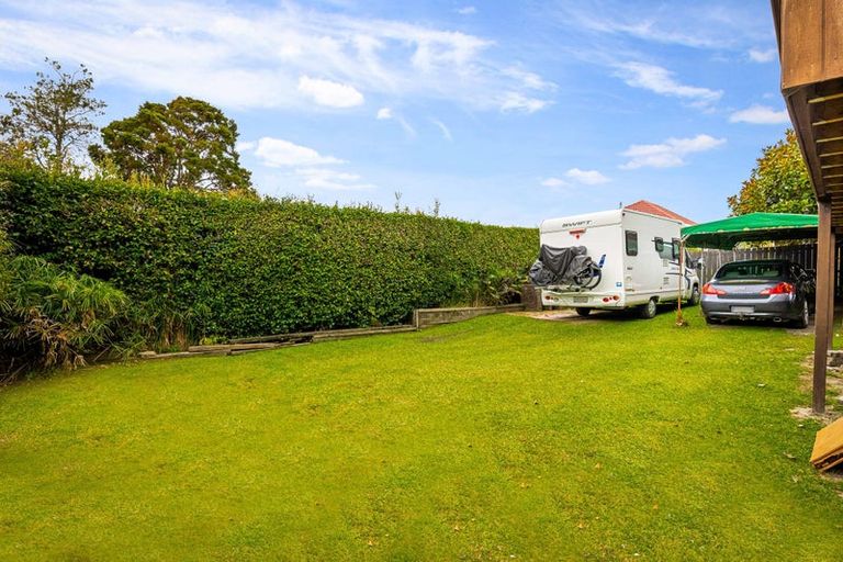 Photo of property in 1 Routley Drive, Glen Eden, Auckland, 0602