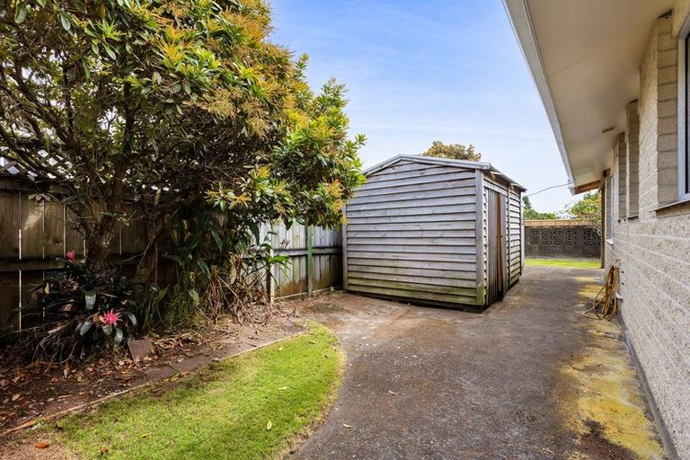 Photo of property in 2 Selwyn Street, Lower Vogeltown, New Plymouth, 4310