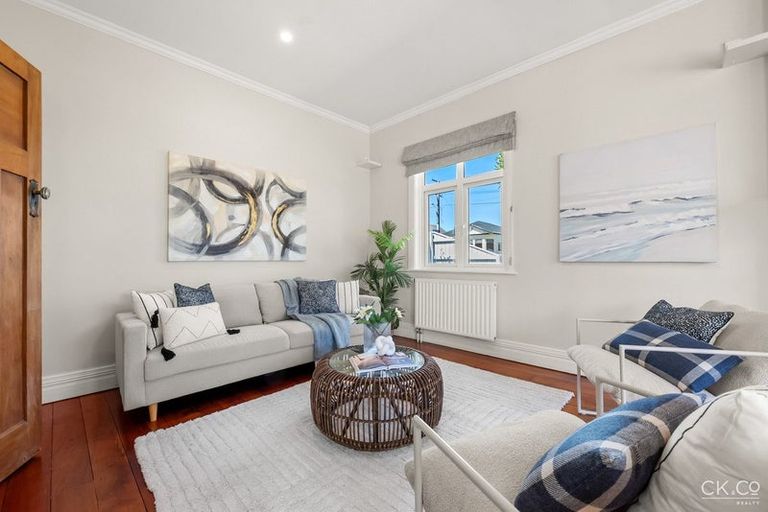 Photo of property in 1 Tennyson Street, Petone, Lower Hutt, 5012