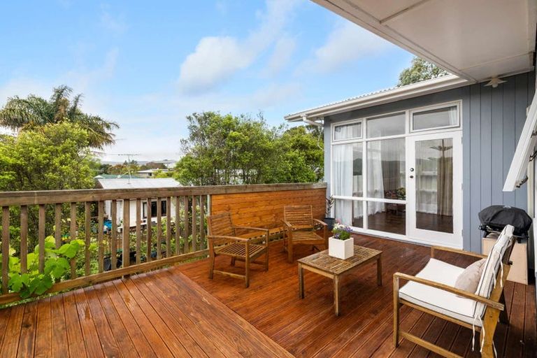 Photo of property in 19 Rautawhiri Road, Helensville, 0800