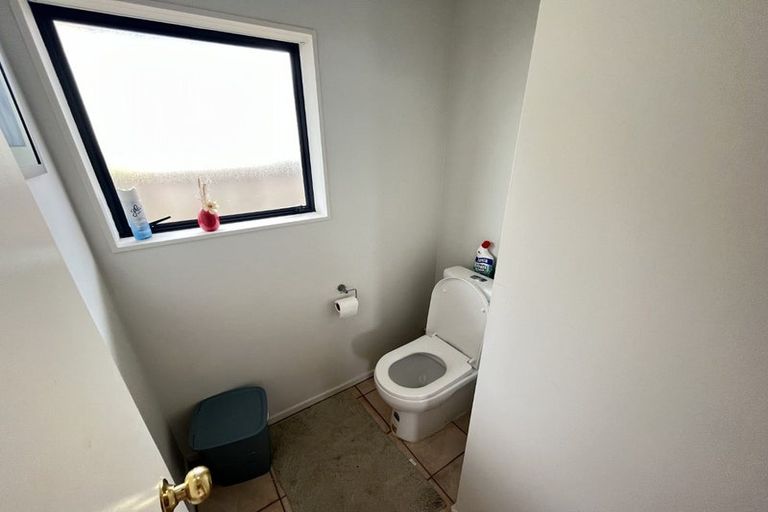 Photo of property in 2/7 Halsey Road, Manurewa, Auckland, 2102