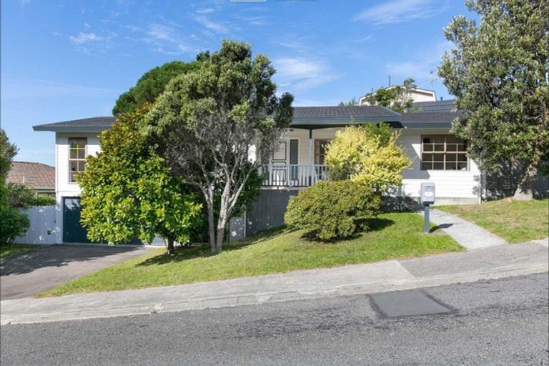 Photo of property in 51 Cambrian Street, Churton Park, Wellington, 6037