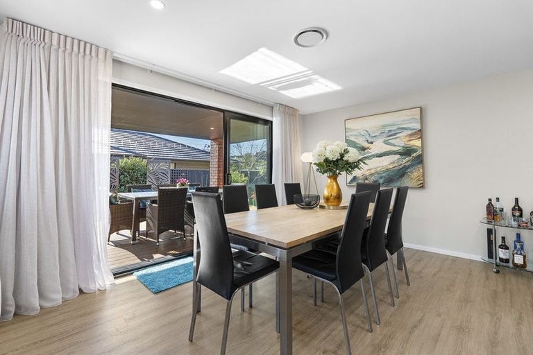 Photo of property in 7 Ruru Lane, Hurworth, New Plymouth, 4310