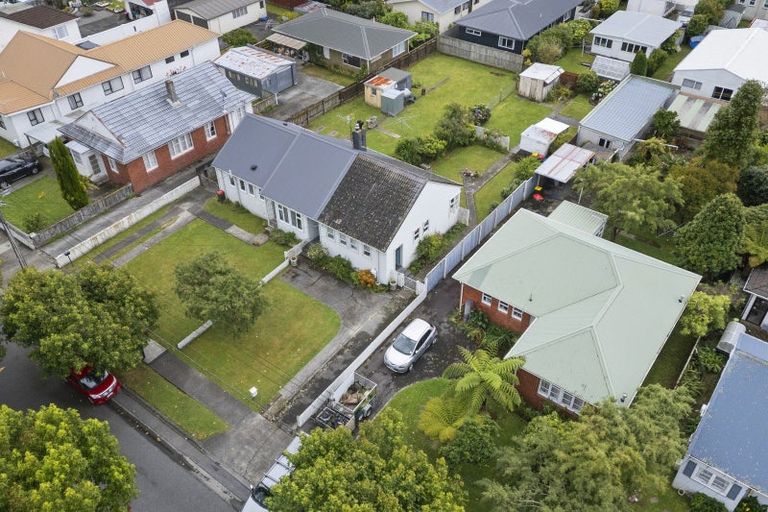Photo of property in 13 Bush Street, Naenae, Lower Hutt, 5011