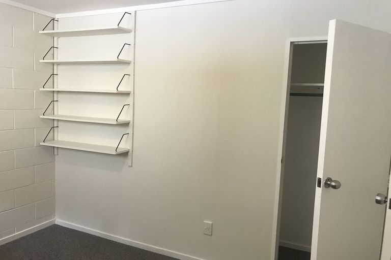 Photo of property in 99 Churton Drive, Churton Park, Wellington, 6037