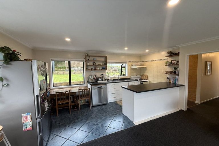 Photo of property in 1/20 Mandeville Crescent, Grenada Village, Wellington, 6037