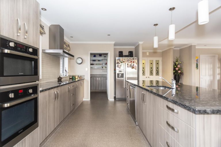 Photo of property in 154 Awamoa Road, Holmes Hill, Oamaru, 9492