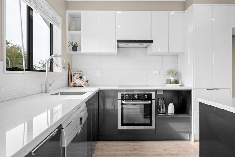 Photo of property in 27 Pelorus Street, Glenview, Hamilton, 3206