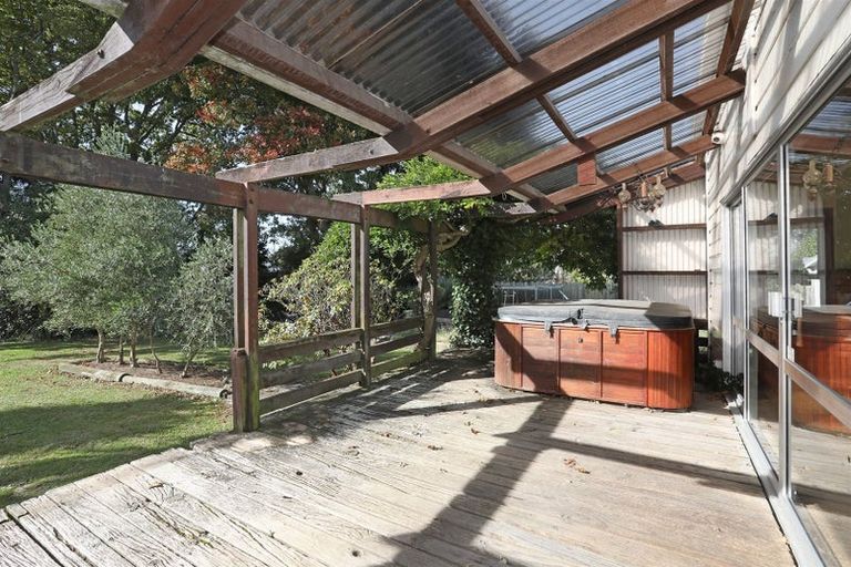 Photo of property in 49 Pukepapa Road, Marton, 4710