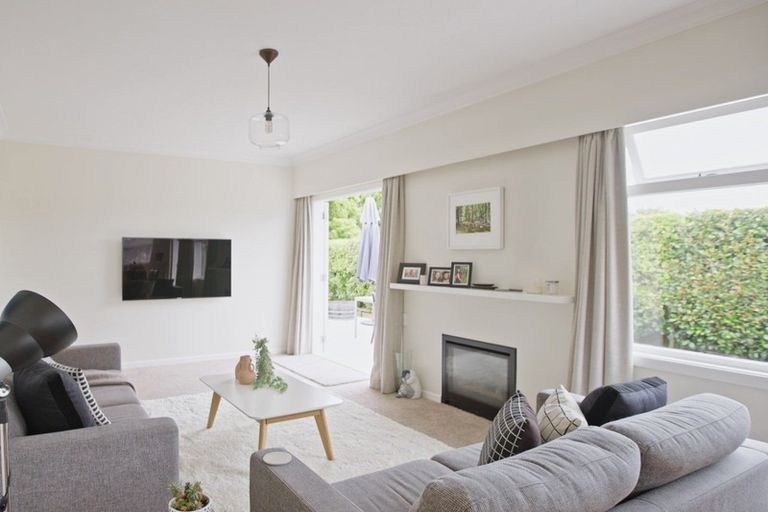 Photo of property in 14 Leybourne Avenue, Waikanae, 5036