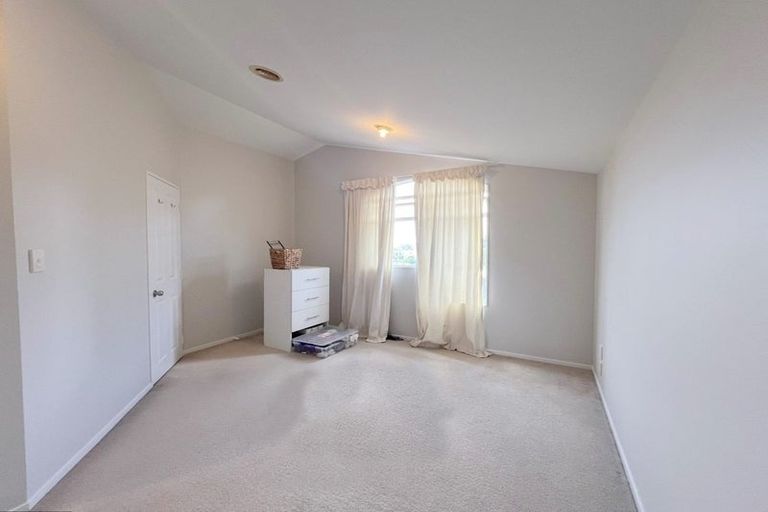Photo of property in 20u4 Ruakiwi Road, Hamilton Lake, Hamilton, 3204