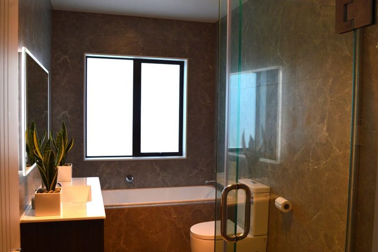 Photo of property in 25 Whale Bay Rise, Gulf Harbour, Whangaparaoa, 0930