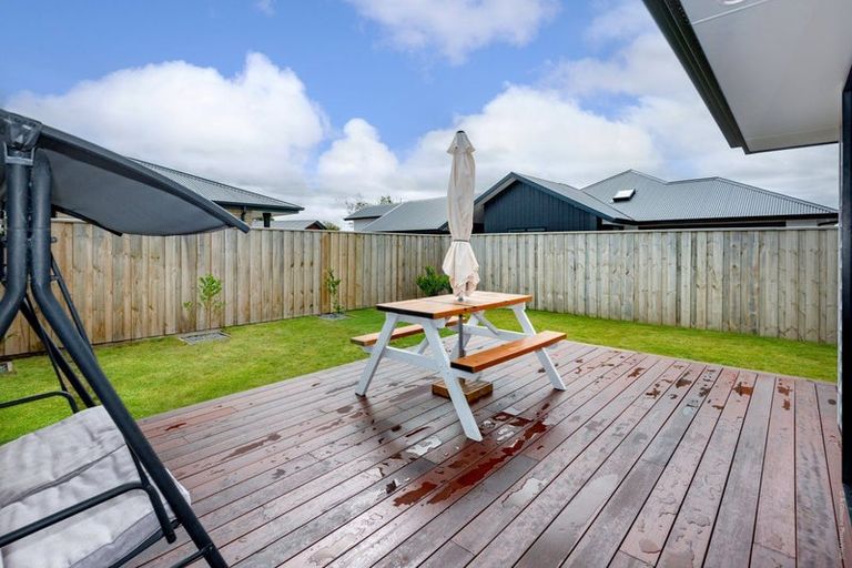 Photo of property in 6 Classic Lane, Rolleston, 7614