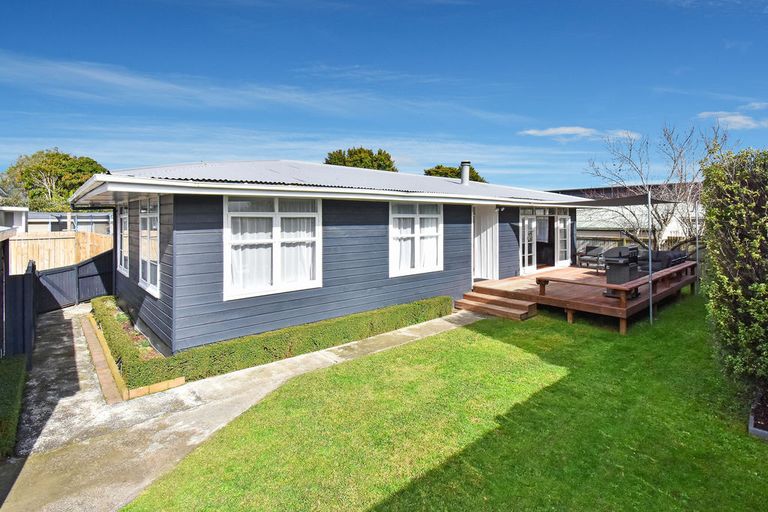 Photo of property in 2/16 View Road, Wairau Valley, Auckland, 0627