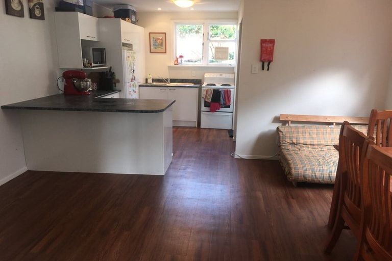 Photo of property in 62 Eden Street, Island Bay, Wellington, 6023