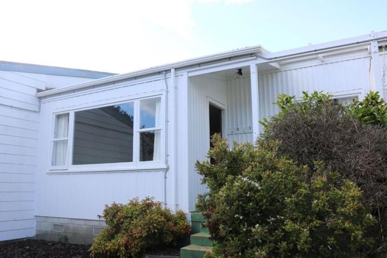 Photo of property in 1/15a Wainui Road, Waiwhetu, Lower Hutt, 5010