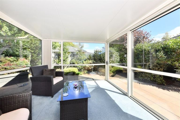 Photo of property in 8 Rustic Lane, Spreydon, Christchurch, 8024