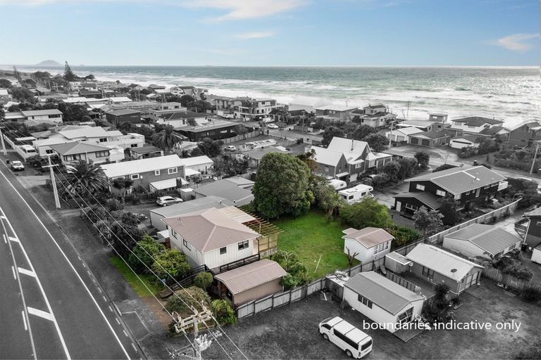 Photo of property in 1125 Papamoa Beach Road, Papamoa Beach, Papamoa, 3118