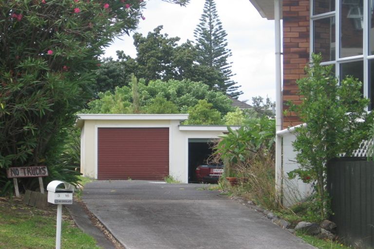 Photo of property in 2/16 Margaret Place, Milford, Auckland, 0620