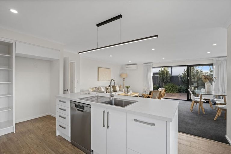 Photo of property in 25 Malaga Crescent, Harewood, Christchurch, 8051