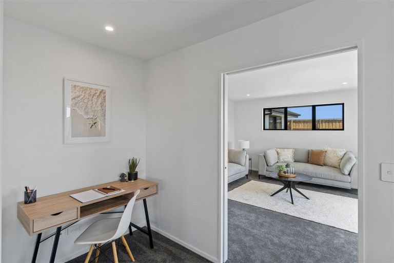 Photo of property in 36 Marcoola Drive, Rolleston, 7614