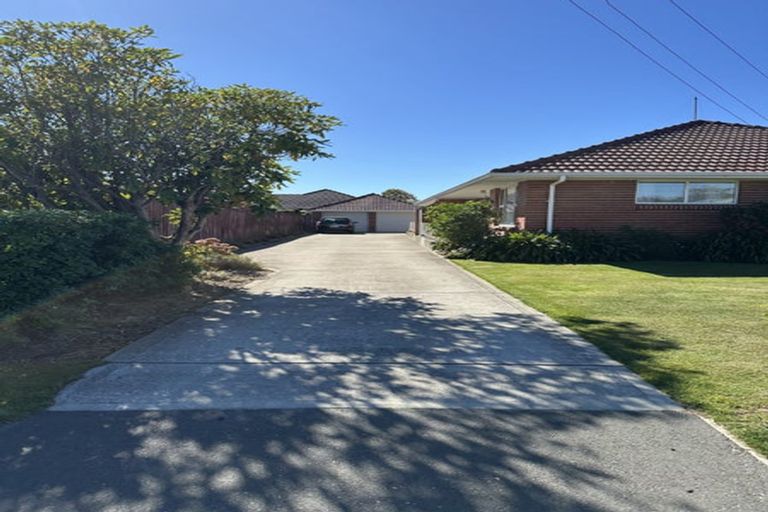 Photo of property in 1/10 Ryeland Avenue, Ilam, Christchurch, 8041