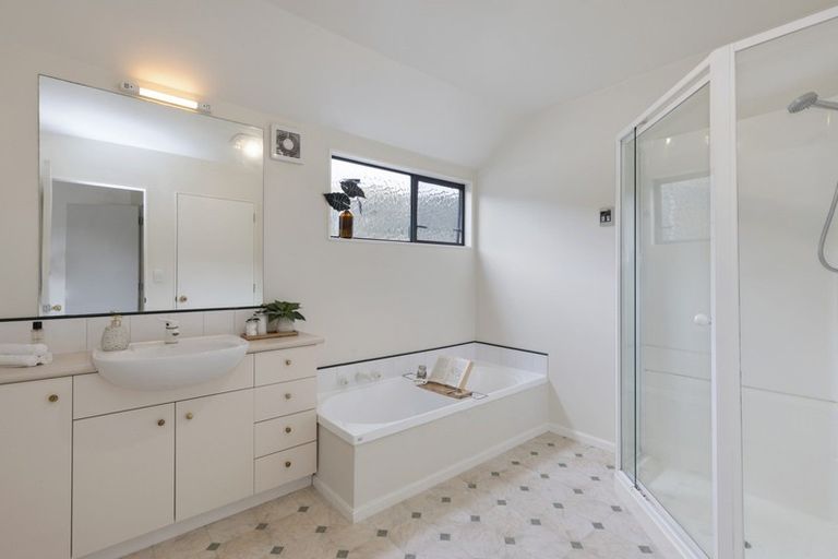 Photo of property in 21b Manuka Street, Stokes Valley, Lower Hutt, 5019