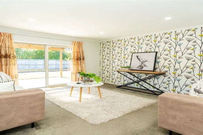 Photo of property in 210 Saint James Drive, Huntington, Hamilton, 3210