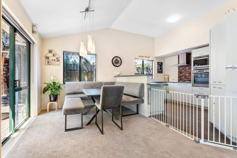 Photo of property in 285 Hobsonville Road, Hobsonville, Auckland, 0618