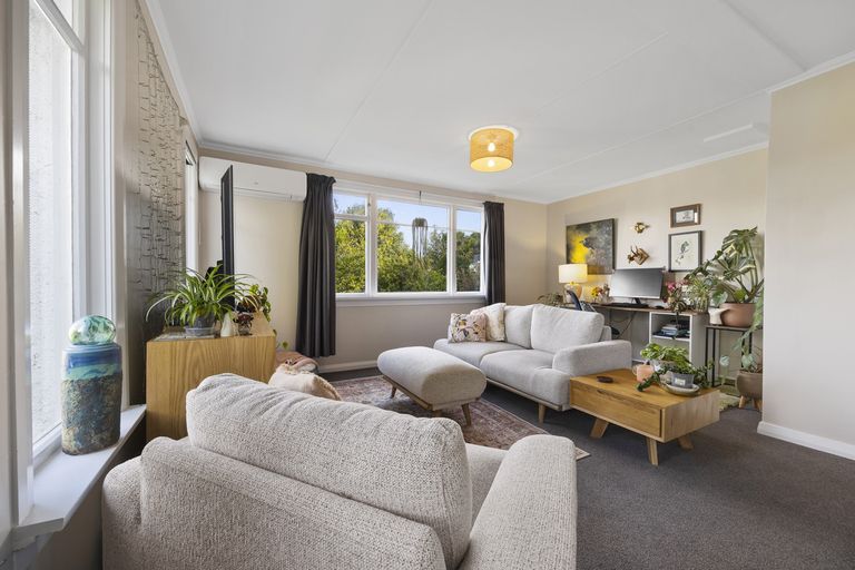 Photo of property in 66 Lindsay Road, Balaclava, Dunedin, 9011