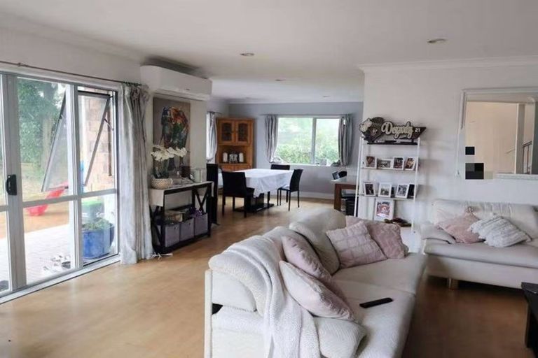 Photo of property in 9a Waterfront Road, Mangere Bridge, Auckland, 2022