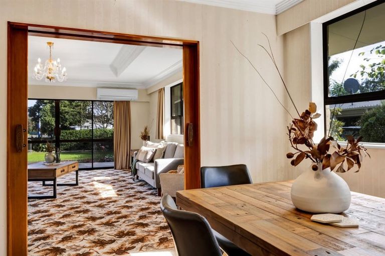 Photo of property in 240 Waihi Road, Hawera, 4610