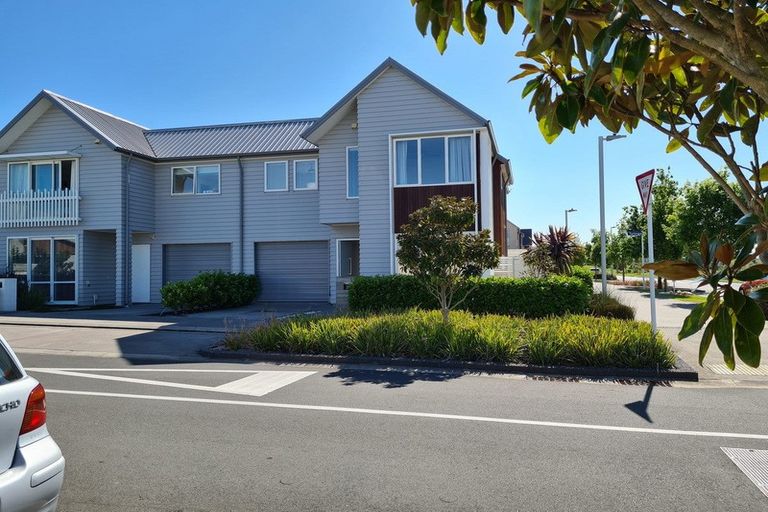 Photo of property in 30 Kanuka Road, Hobsonville, Auckland, 0616