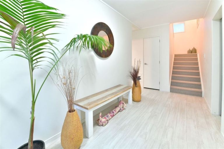 Photo of property in 3/252 Hibiscus Coast Highway, Orewa, 0931