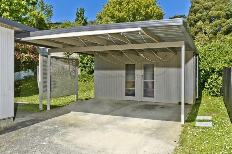 Photo of property in 1/4 Betsland Crescent, Hillcrest, Auckland, 0627