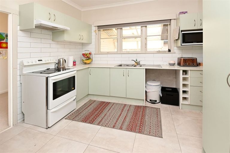 Photo of property in 1 Miami Street, Mangere East, Auckland, 2024