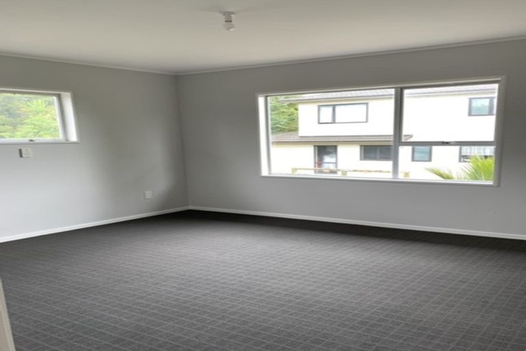 Photo of property in 50 Colwill Road, Massey, Auckland, 0614