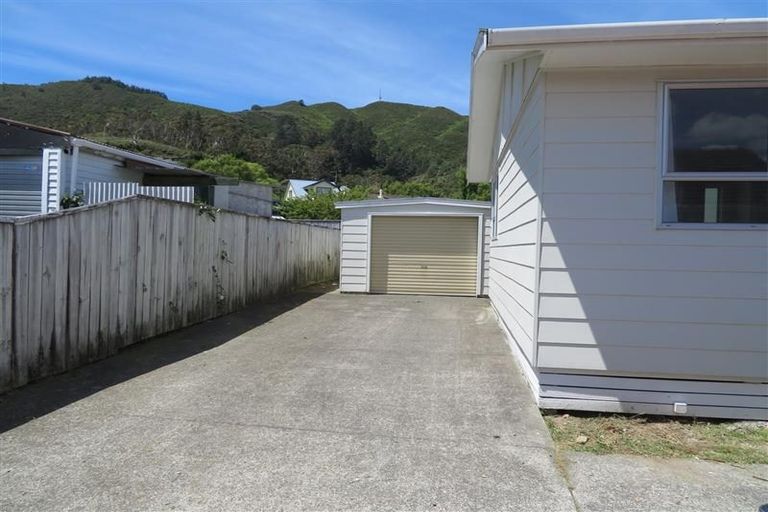 Photo of property in 103 Wilkie Crescent, Naenae, Lower Hutt, 5011