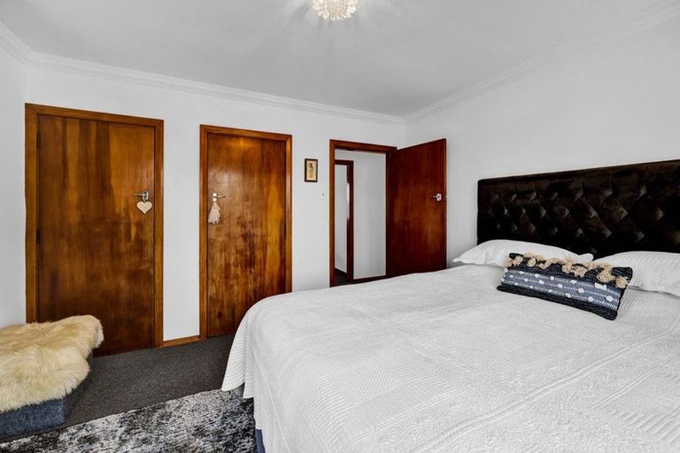 Photo of property in 63 Turuturu Road, Hawera, 4610