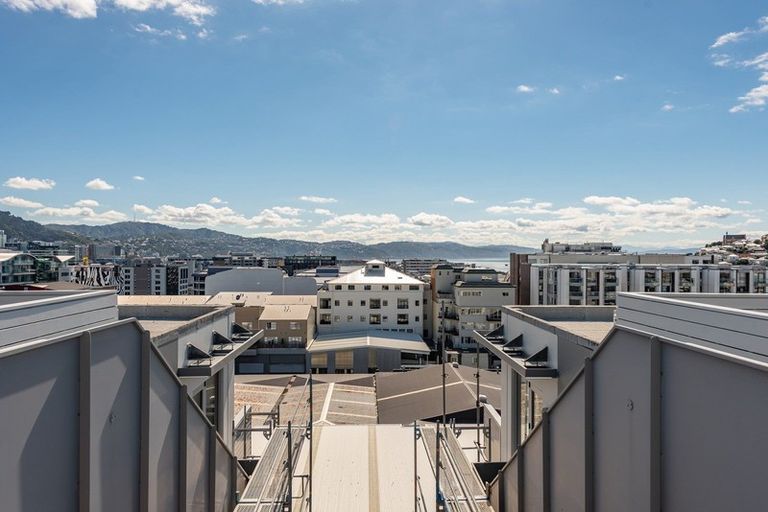 Photo of property in Trinity Apartments, 402/19 College Street, Te Aro, Wellington, 6011