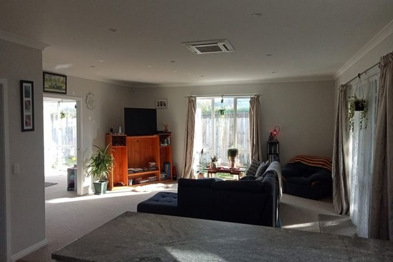 Photo of property in 9 Hudson Place, Paraparaumu, 5032
