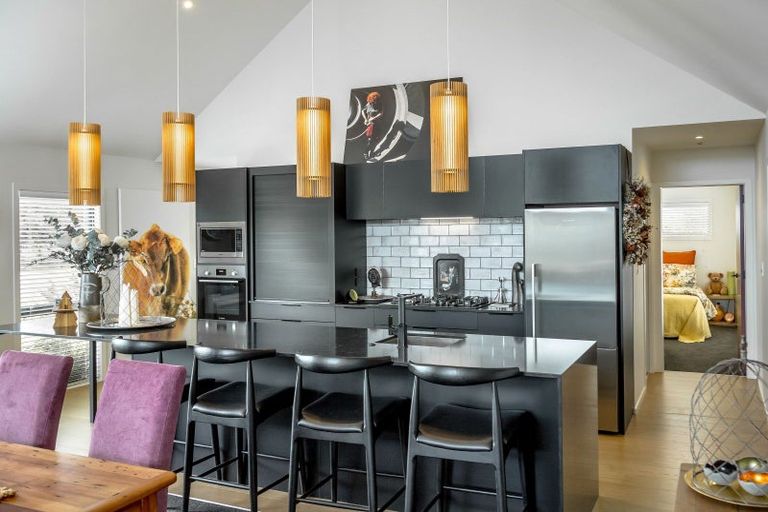 Photo of property in 7 Farley Avenue, Greytown, 5712