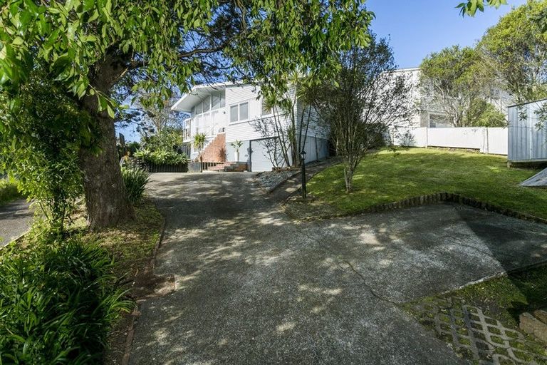 Photo of property in 23 Lanigan Street, Birkdale, Auckland, 0626