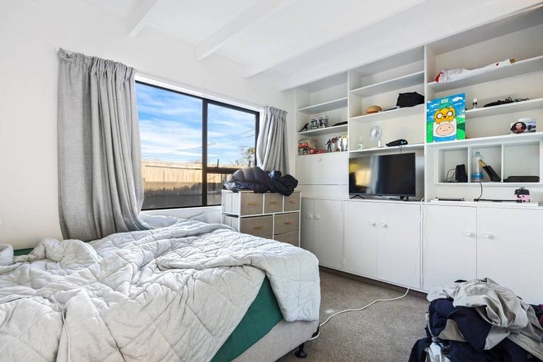 Photo of property in 8 Brixton Street, Islington, Christchurch, 8042