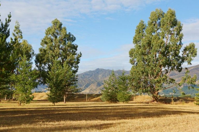 Photo of property in 65 Butterfield Road, Hawea Flat, Wanaka, 9382