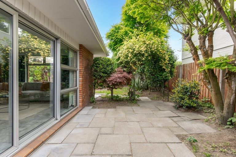 Photo of property in 17 Tudor Avenue, Ilam, Christchurch, 8041