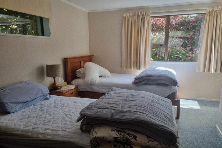 Photo of property in 12 Heuchan Lane, Wanaka, 9305