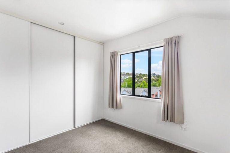 Photo of property in 2626/10 John Jennings Drive, Oteha, Auckland, 0632