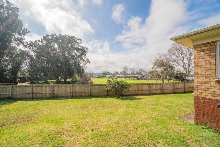 Photo of property in 9 Kiwi Place, Pukekohe, 2120