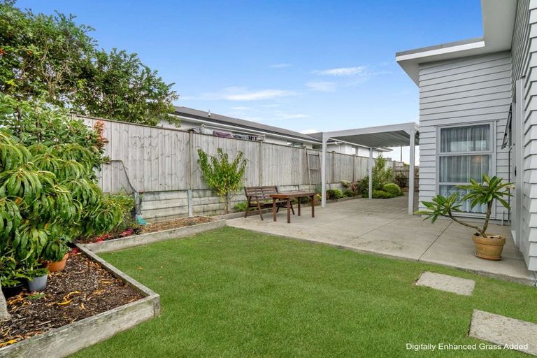 Photo of property in 3 Taikura Avenue, Red Beach, 0932